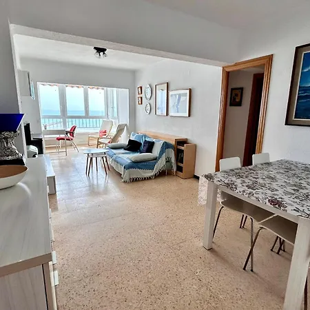 Daire Piso En El Puig: Frente Al Mar